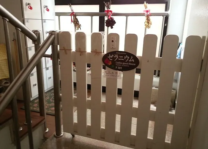 Geranium Ladies Guesthouse - Hostel